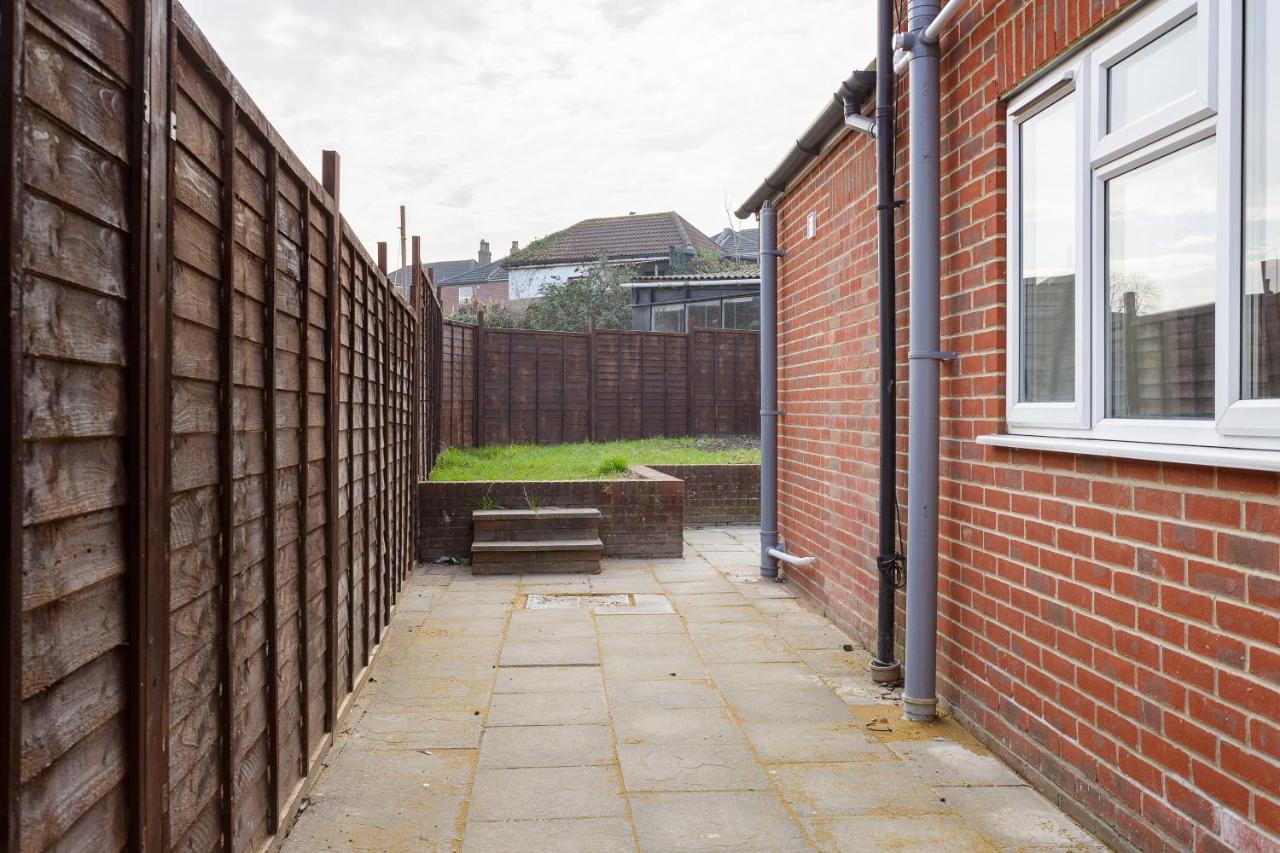 Blackberry - Stylish Self-Contained Flats In Soton City Centre Southampton Exteriör bild