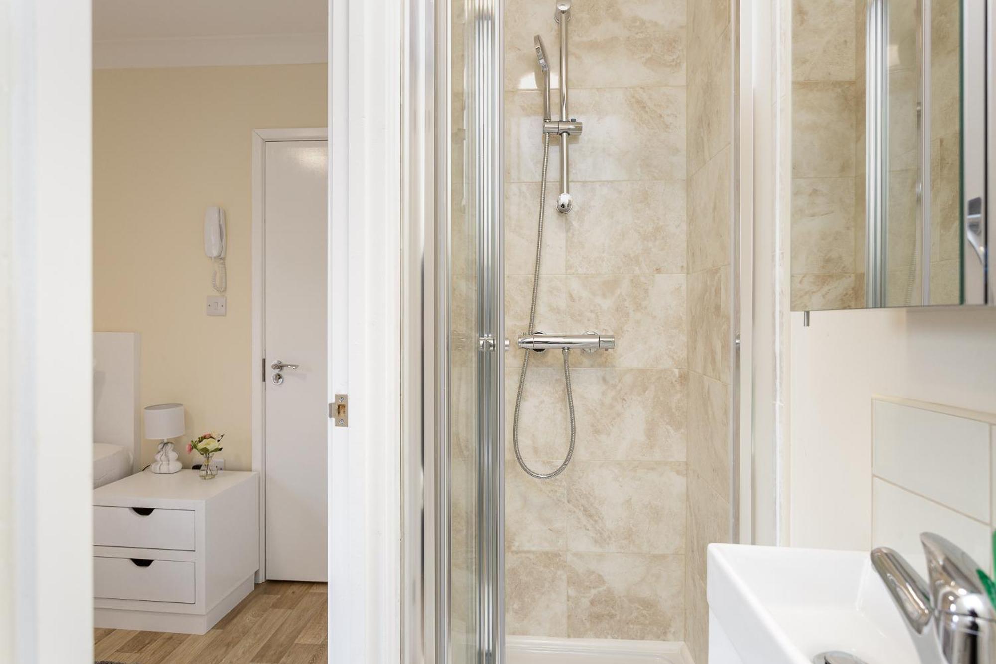 Blackberry - Stylish Self-Contained Flats In Soton City Centre Southampton Rum bild