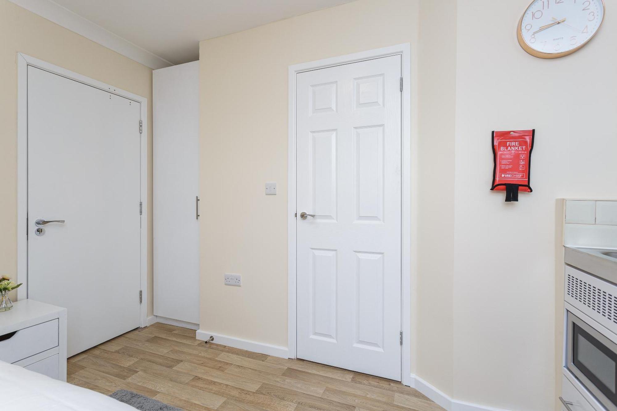 Blackberry - Stylish Self-Contained Flats In Soton City Centre Southampton Rum bild